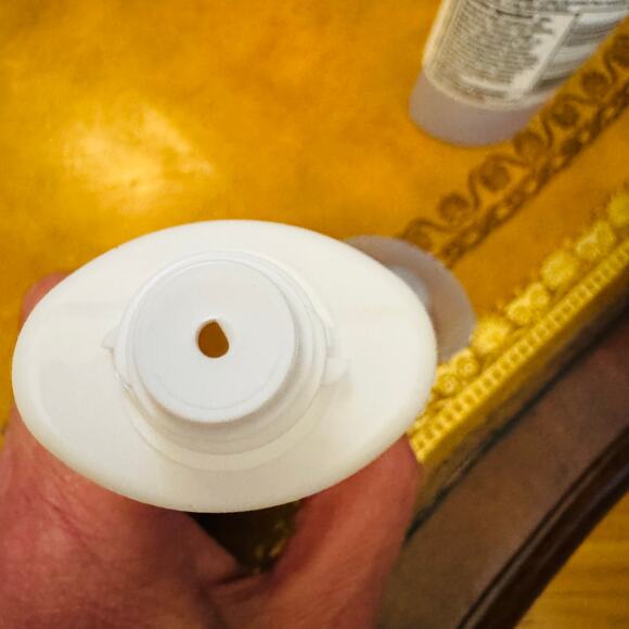 Neutrogena Ultra Sheer Dry Touch SPF 55 Sunscreen Lotion Broad Spectrum NEW - Picture 3 of 4